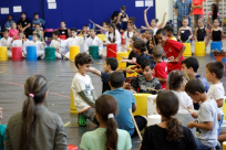 المركز الجماهيري بيافا يحصد المرتبة الأولى في استطلاع رأي خدمة الزبائن بالمنطقة